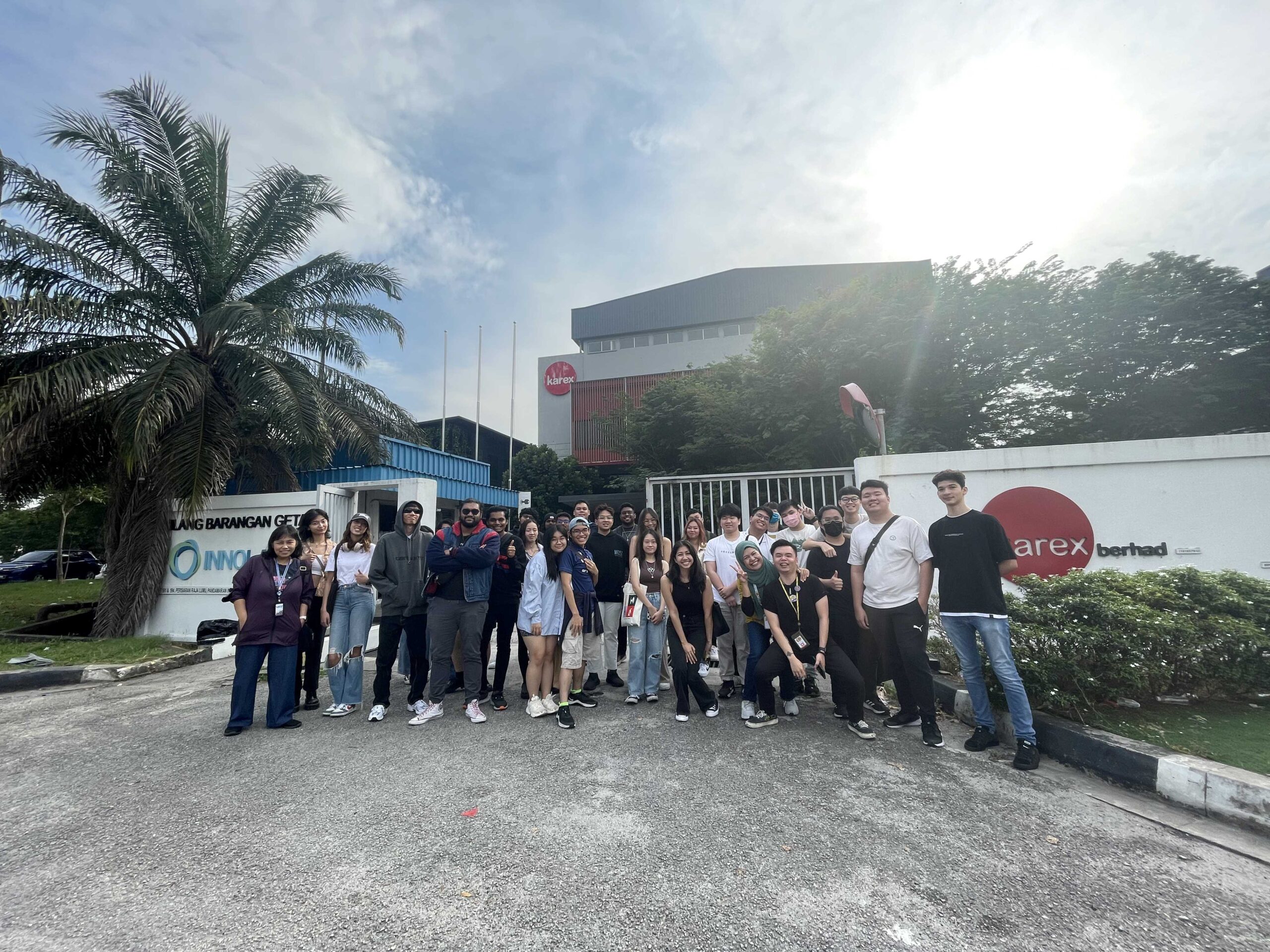 IACT’s Students Visit Karex Berhad